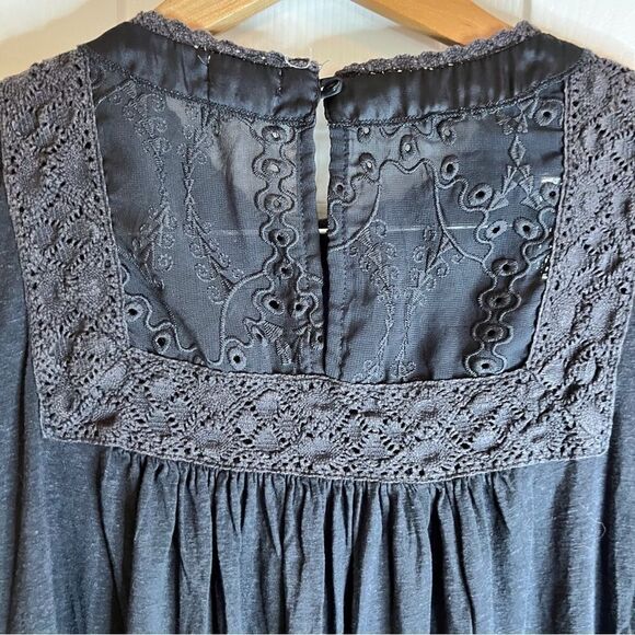 Anthropologie TINY Size S Intricate Lace Lined Top. Gorgeous.Excellent Condition - Picture 7 of 7